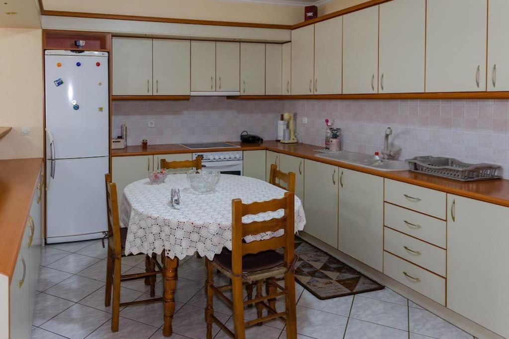 شقة Dimitri'S Mountain House كاربينيسي المظهر الخارجي الصورة