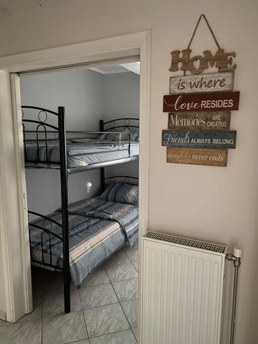 شقة Dimitri'S Mountain House كاربينيسي المظهر الخارجي الصورة