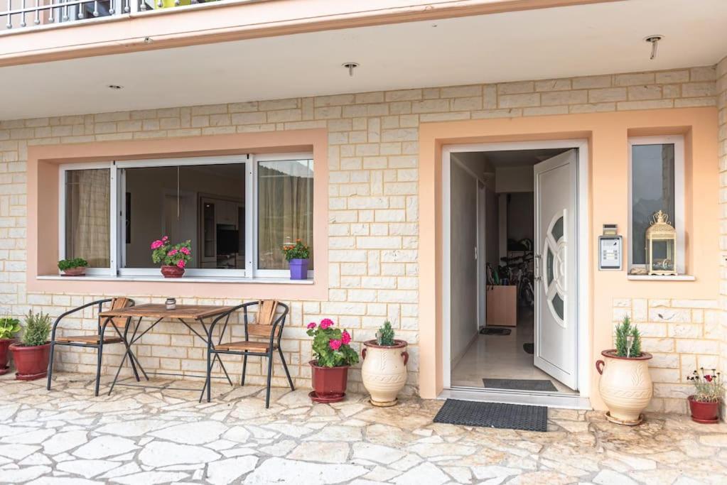 شقة Dimitri'S Mountain House كاربينيسي المظهر الخارجي الصورة