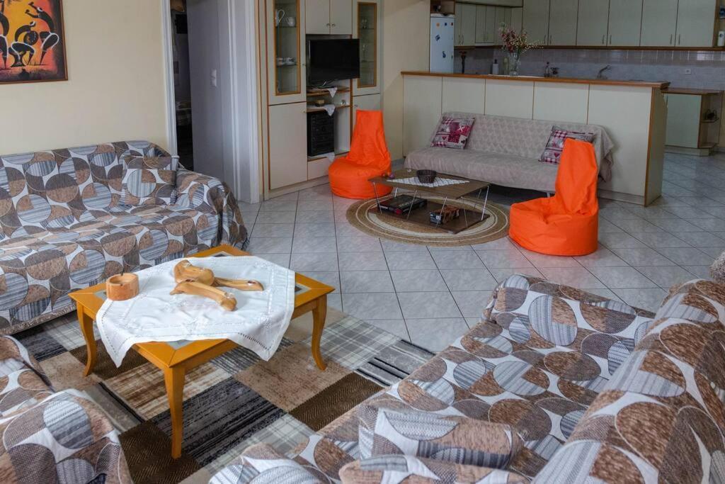 شقة Dimitri'S Mountain House كاربينيسي المظهر الخارجي الصورة